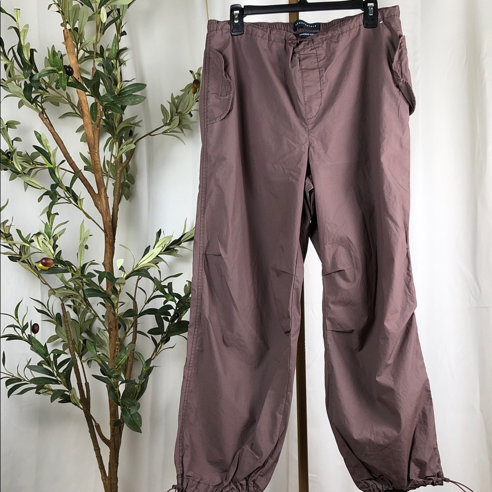 Aeropostale Relaxed Fit Parachute Pants in Mauve Sz S (B2) - Picture 2 of 11